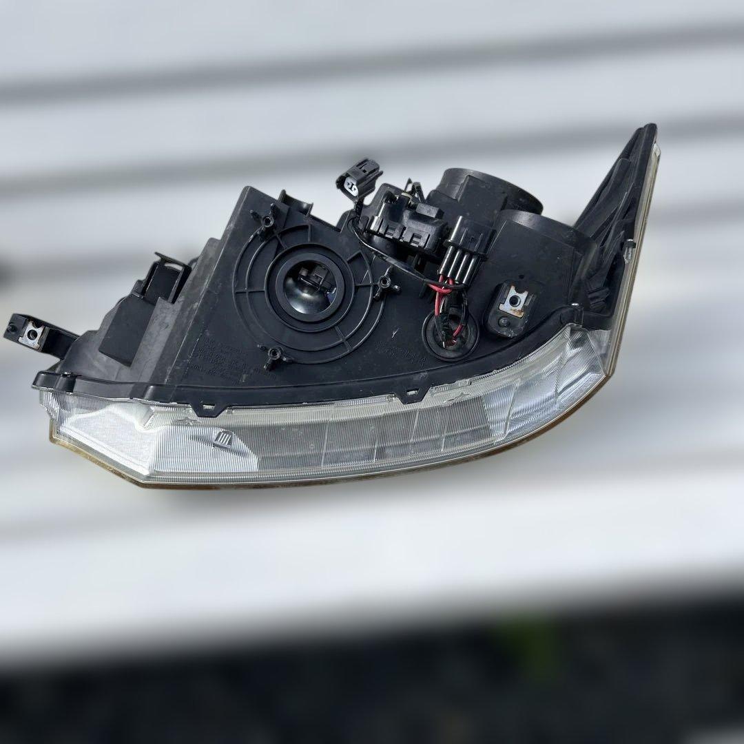 デリカD5MC前ヘッドライト 左右セット