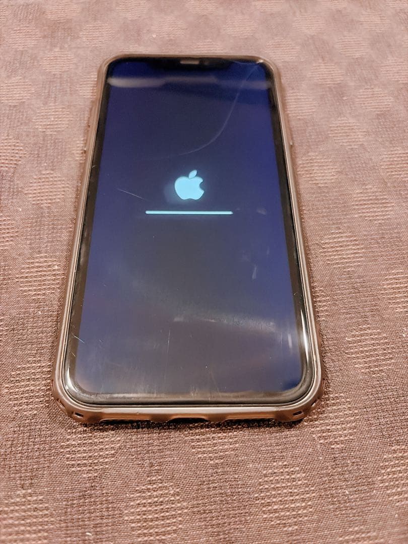 iPhone 11 128GB ホワイト 画面ヒビあり SIMフリー 残債なし