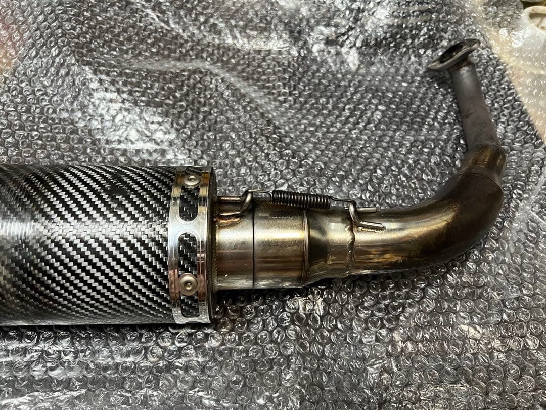 WirusWin ウイルズウィン 人気のブラック カーボン マフラー