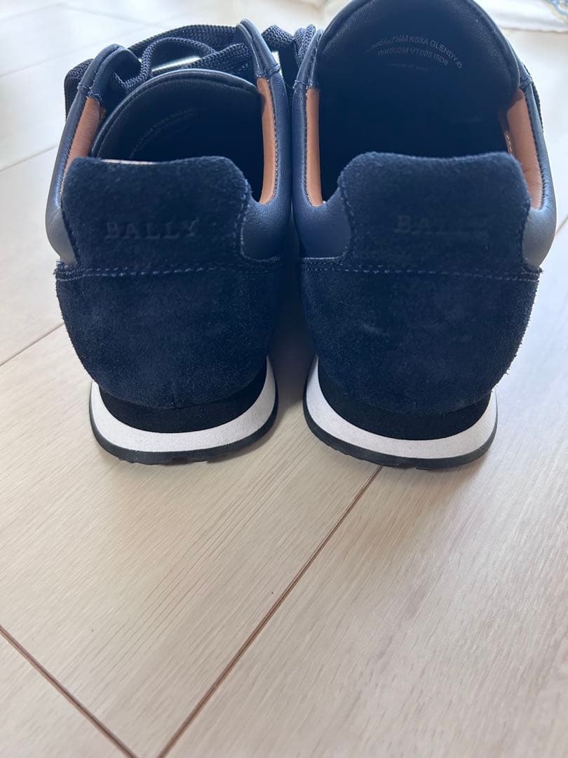 BALLY ネイビー スニーカー　箱保存袋付き