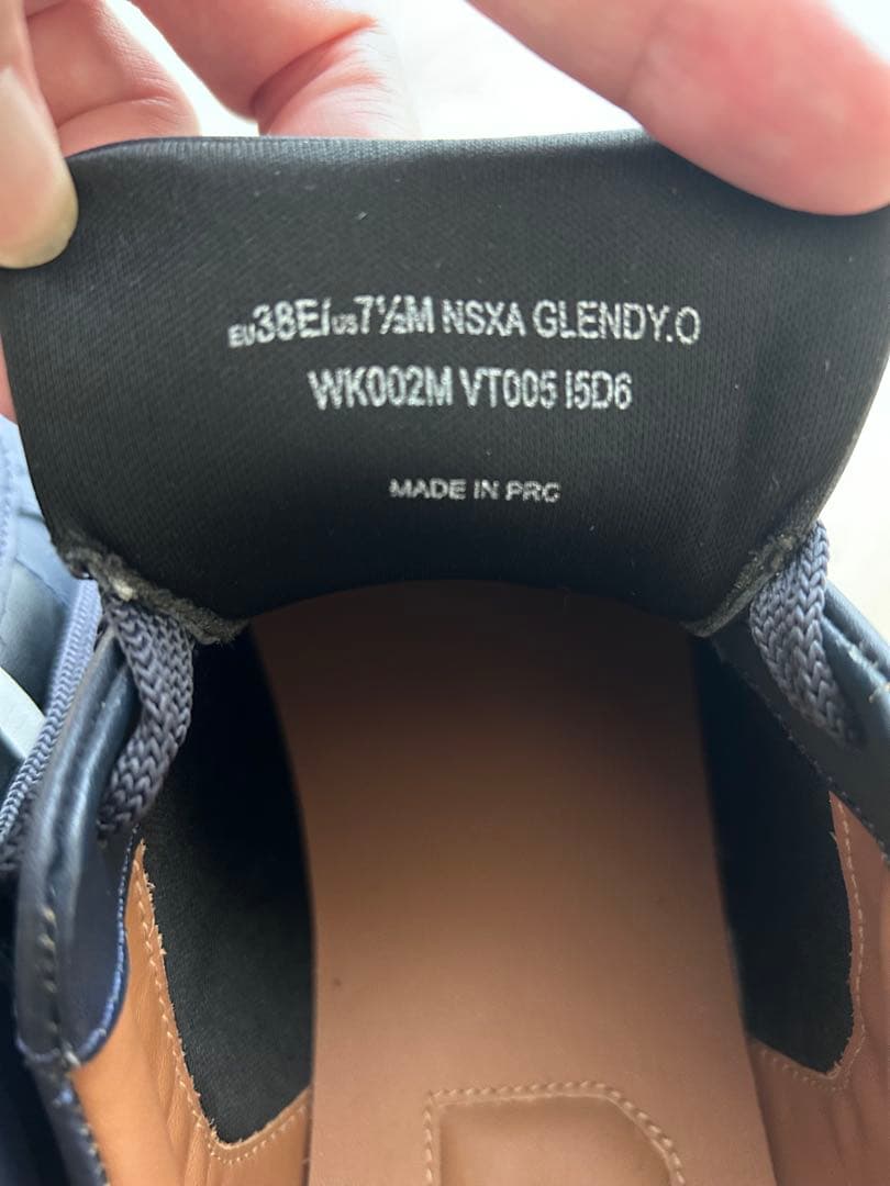 BALLY ネイビー スニーカー　箱保存袋付き