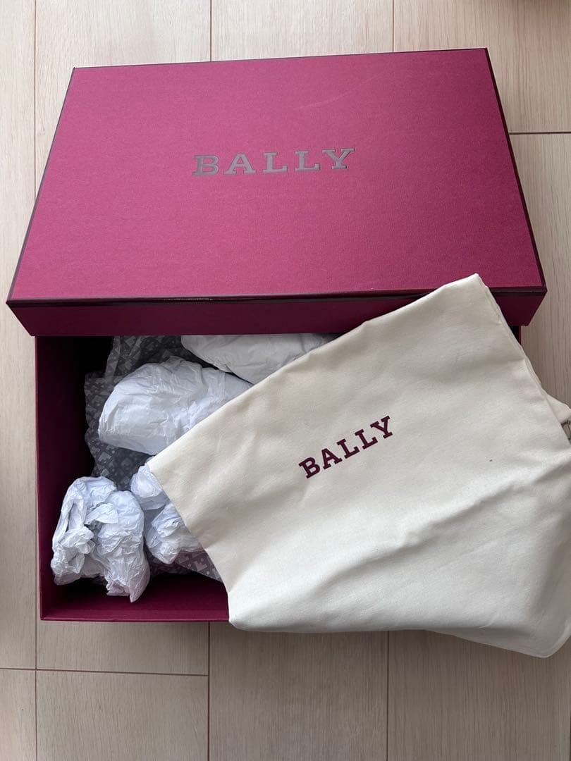 BALLY ネイビー スニーカー　箱保存袋付き