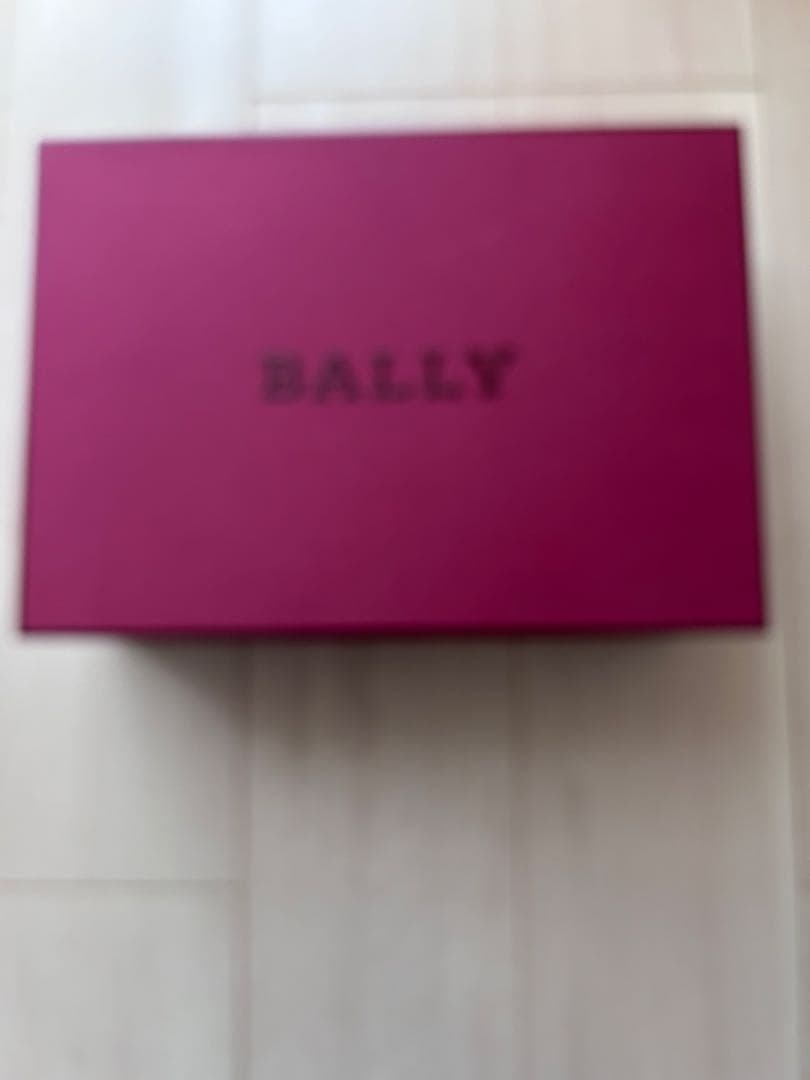 BALLY ネイビー スニーカー　箱保存袋付き