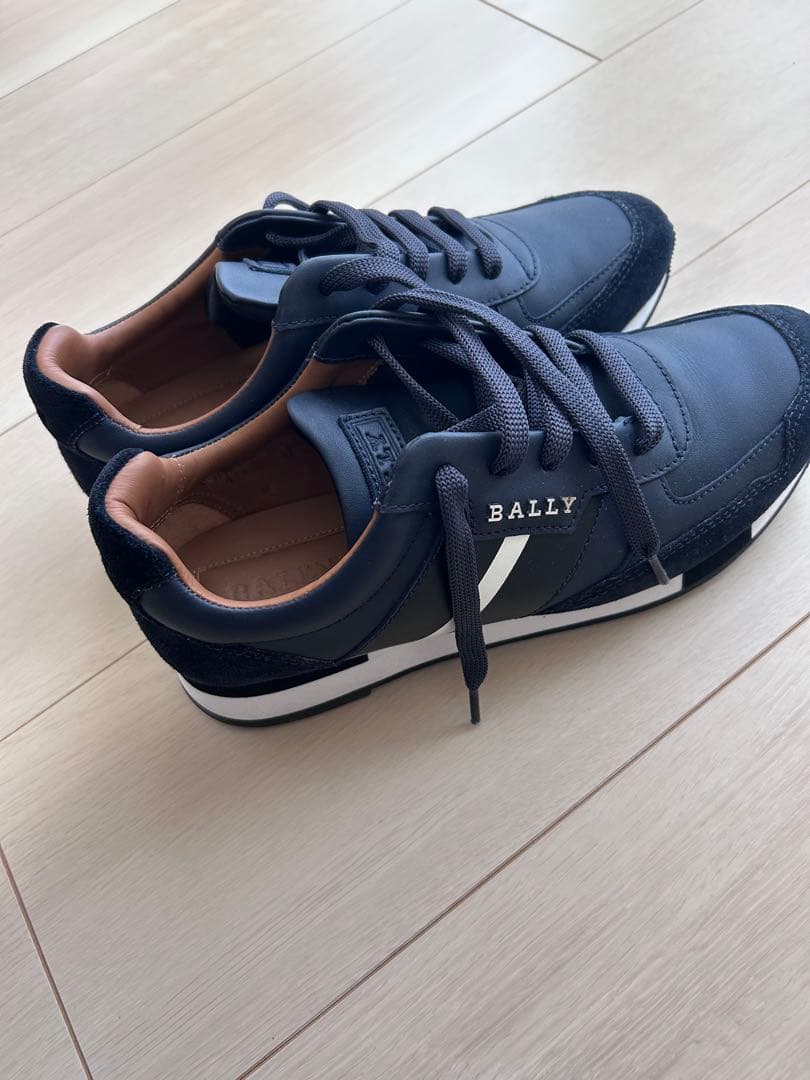 BALLY ネイビー スニーカー　箱保存袋付き