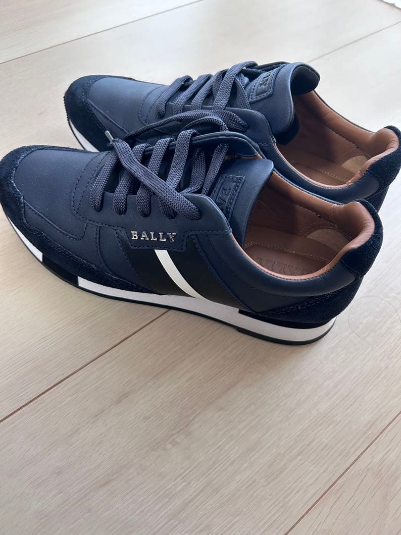 BALLY ネイビー スニーカー　箱保存袋付き