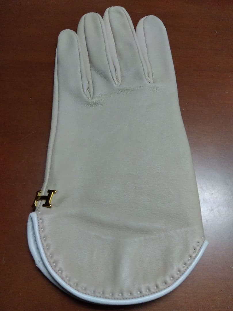 【最終値下げ】エルメス Hロゴ ラムスキン レザーグローブ ライトピンク