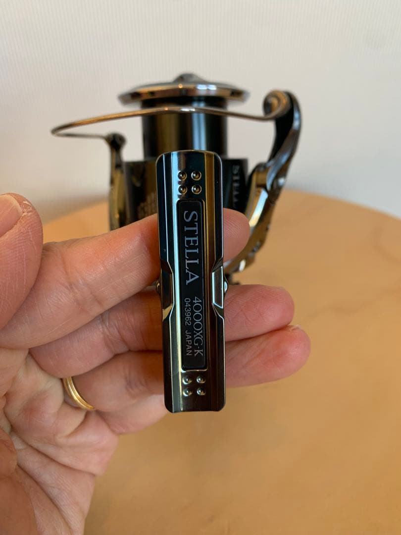 STELLA 4000XG スピニングリール