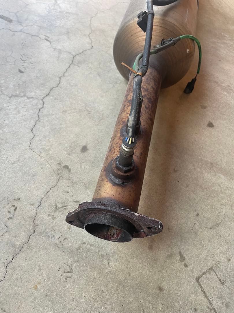 トヨタ　ハイエース　触媒　GDH