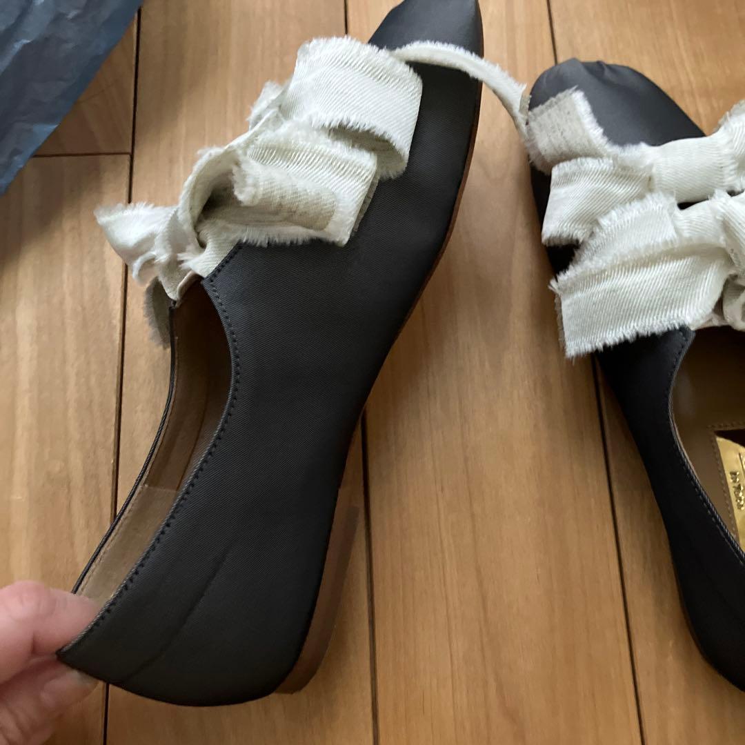 【新品】GRISE サテンリボンバレリーナ 23.5 グレー