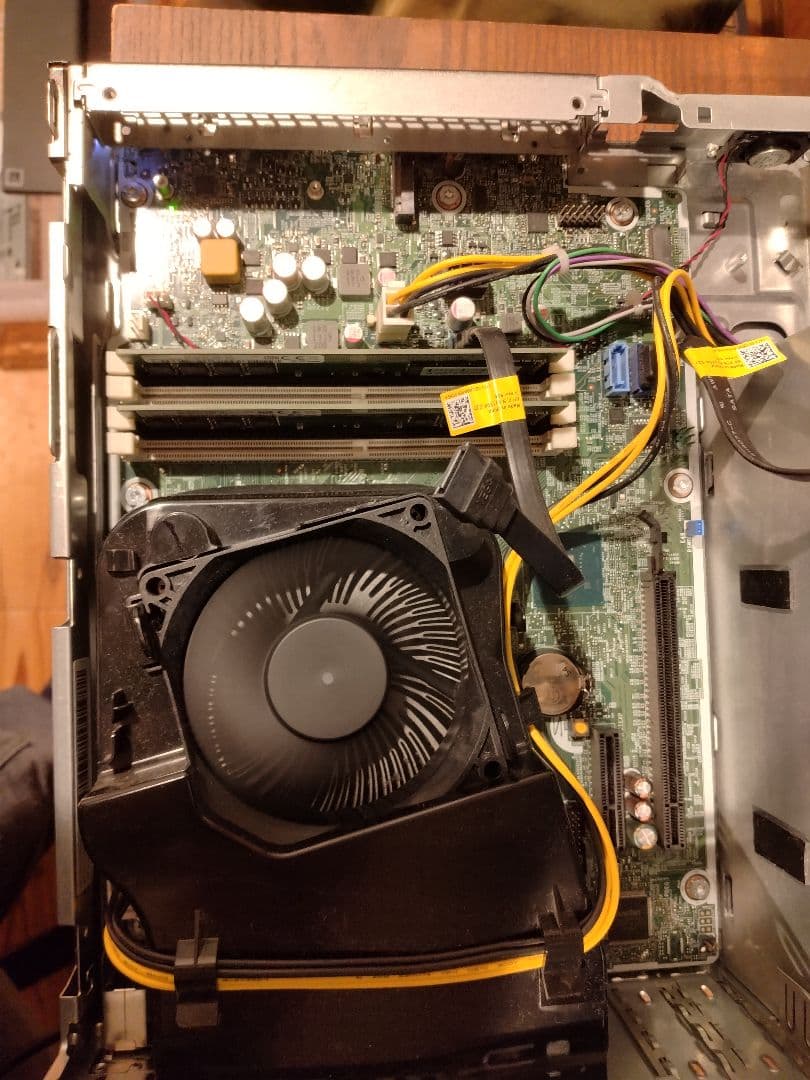 HP ProDesk 600 G4 SFF　第8世代、HDDなし部品取り