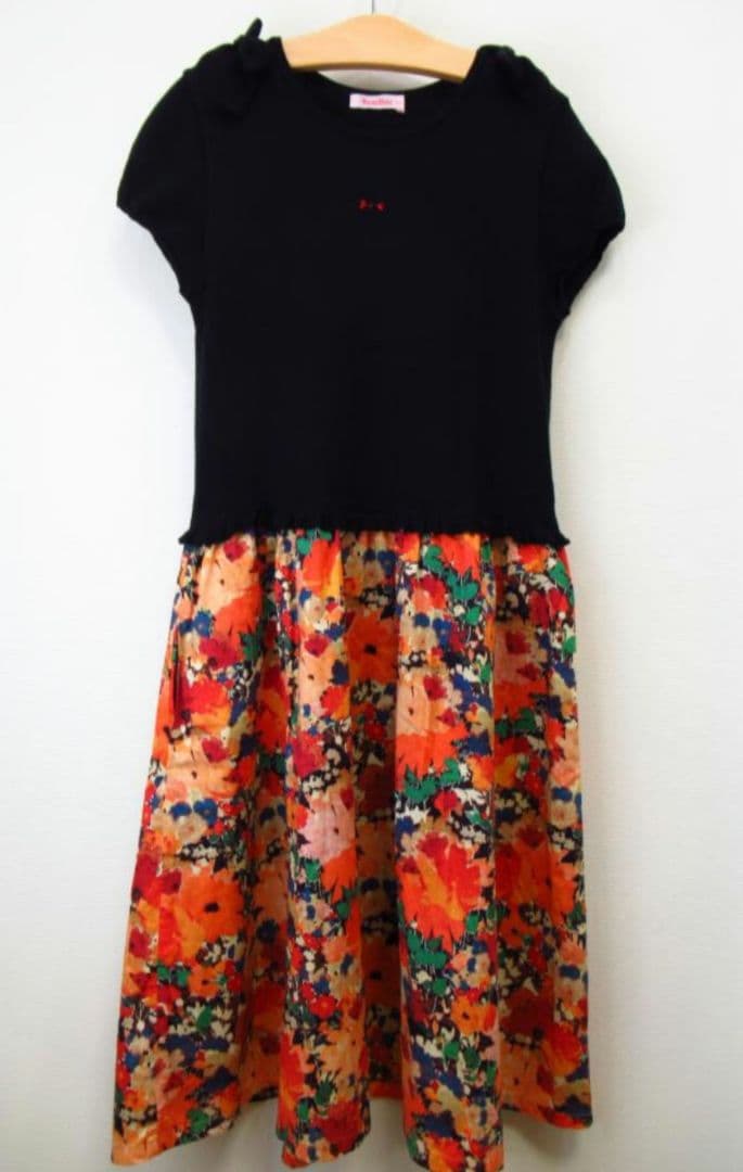 美品★ファミリア★切り替えワンピース　リバティ　肩リボン　ワッフル袖　160