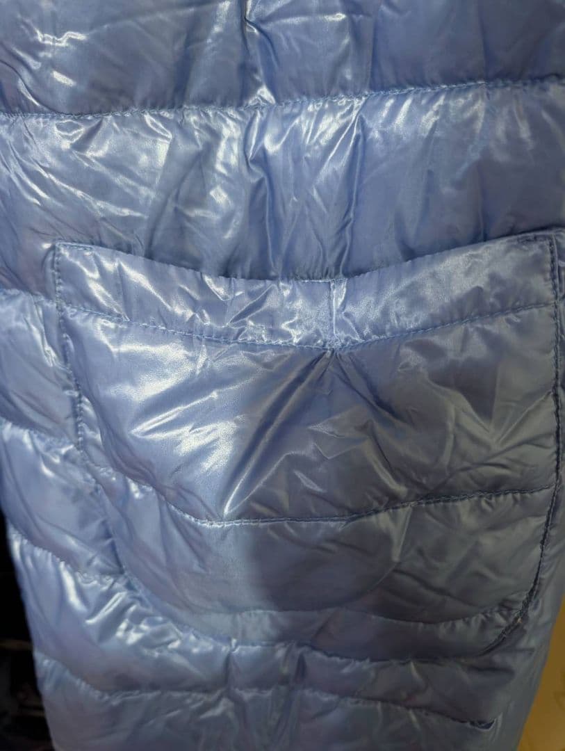 Herno 軽量ダウンベスト