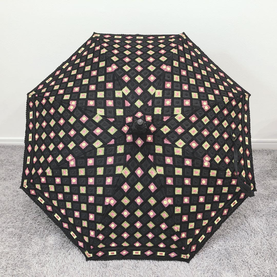 ☆美品☆ ANNASUI アナスイ 日傘 ブラック 刺繍 パゴダ 二段階伸縮