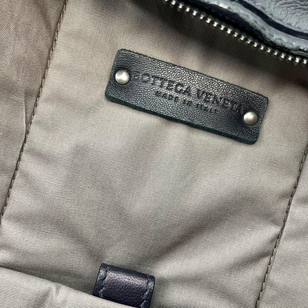 ボッテガヴェネタ　リュック　イントレチャート　大容量