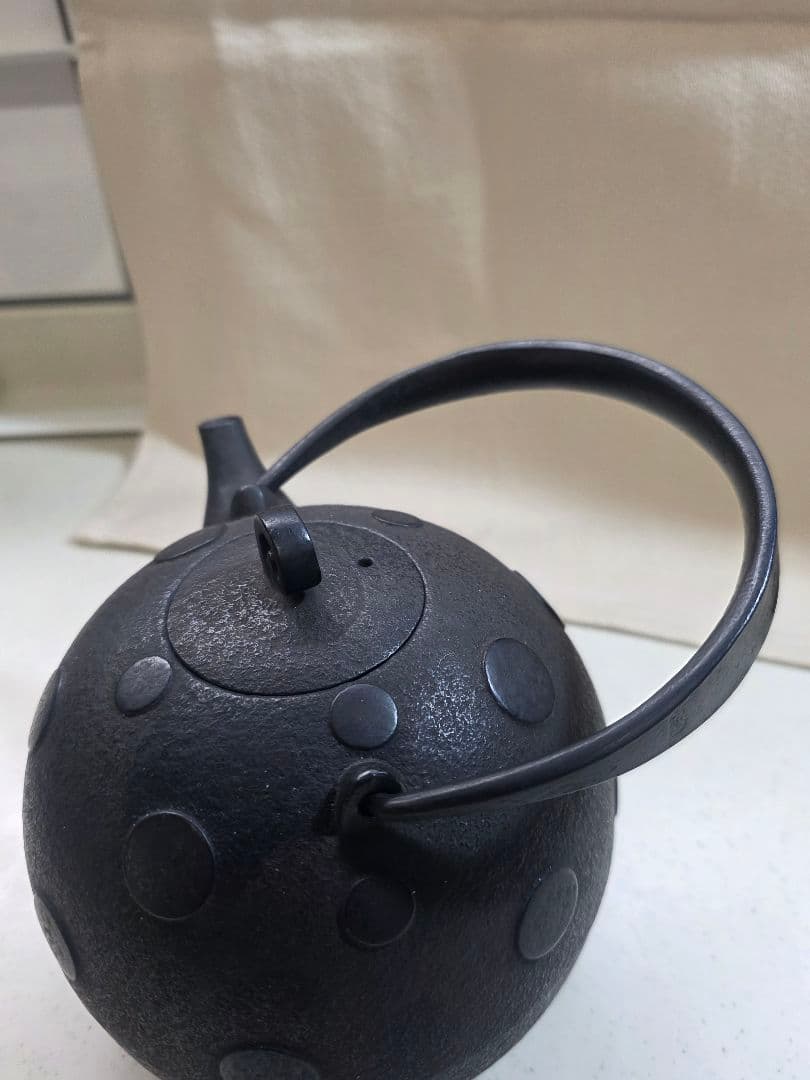 ■GLASS■ 高橋大益　鉄瓶凸玉紋　鉄瓶