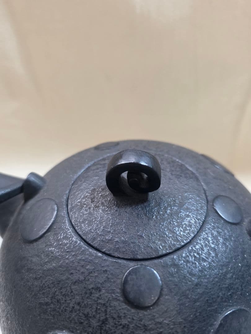 ■GLASS■ 高橋大益　鉄瓶凸玉紋　鉄瓶