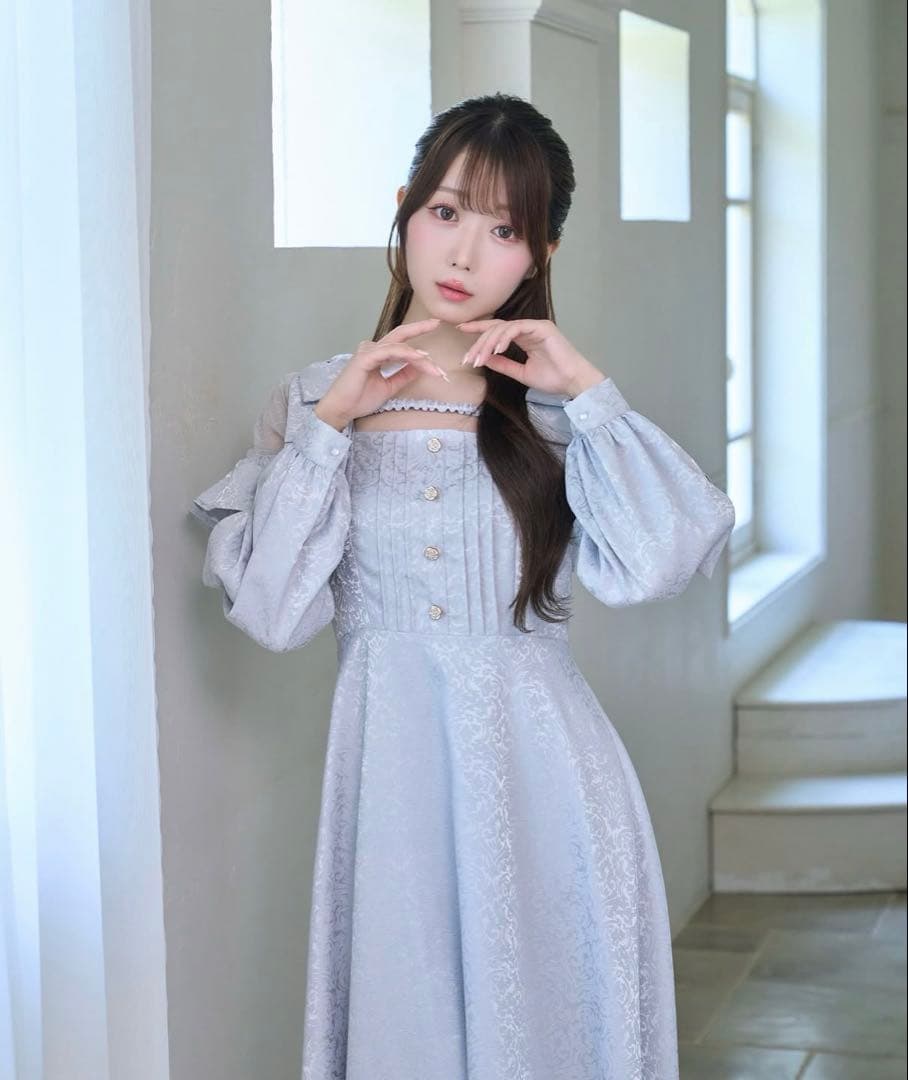 Rosé Muse Lace switching jacquard dress