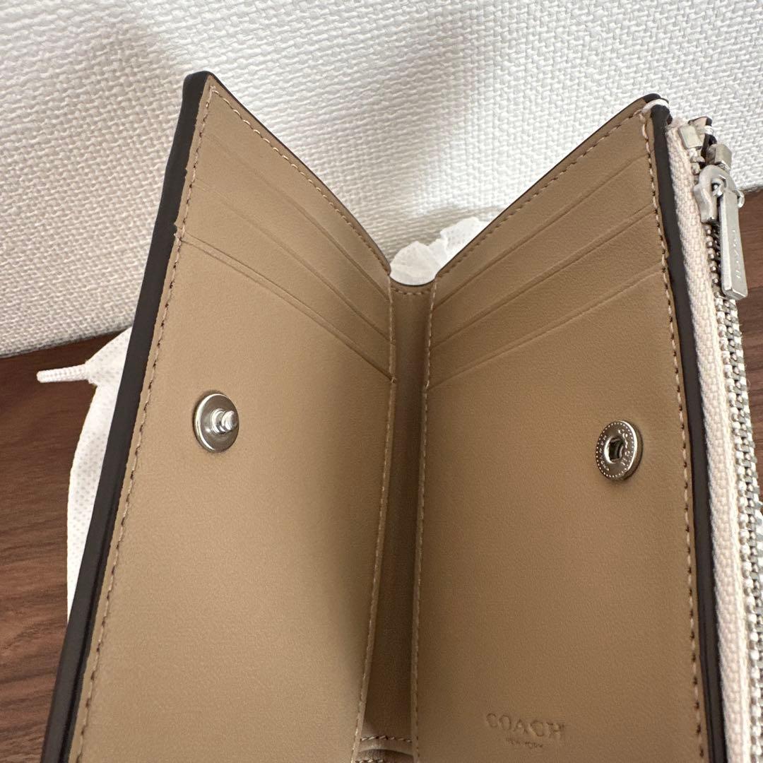 H*T様 COACH アイボリー 二つ折り財布