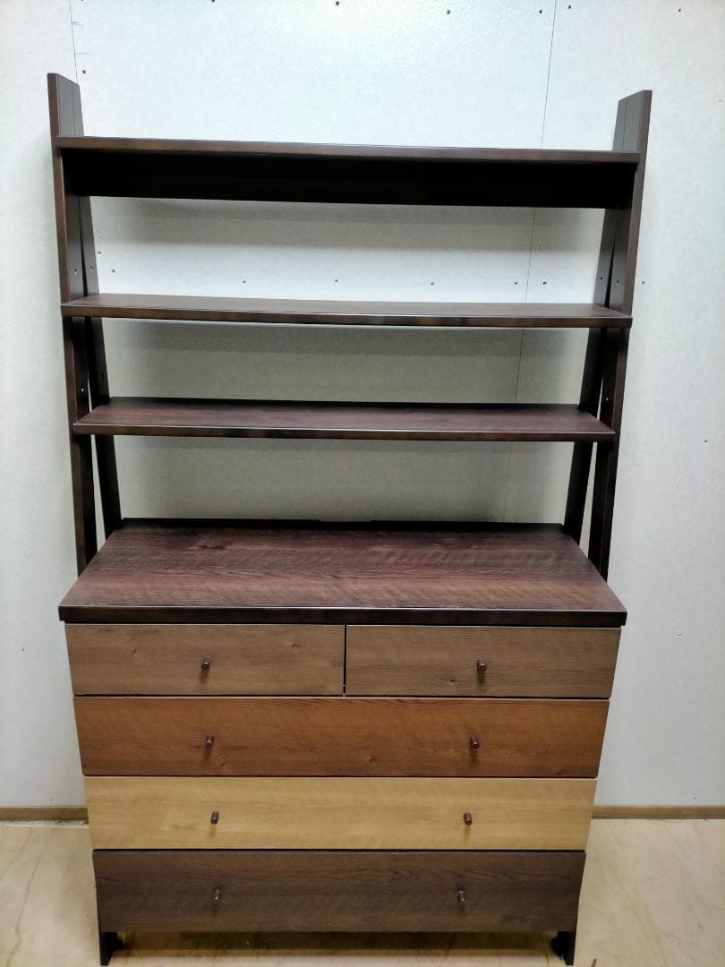 さ*い様 ニトリ　チェストトラック　ランダム 100　75009-4-100