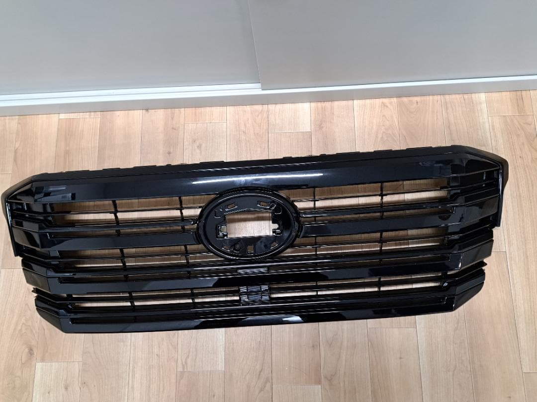 ランドクルーザー 300 ランクル フロントグリル LC300 (ブラック)