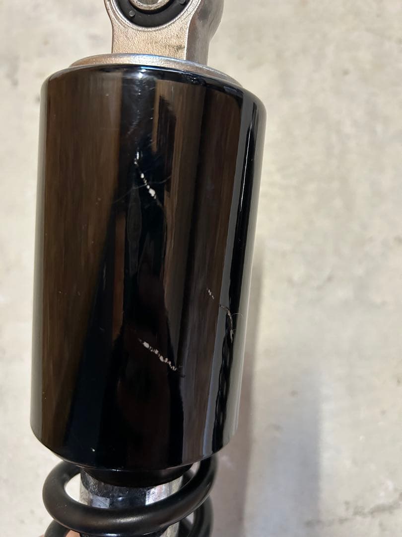 W650 リアサス　純正