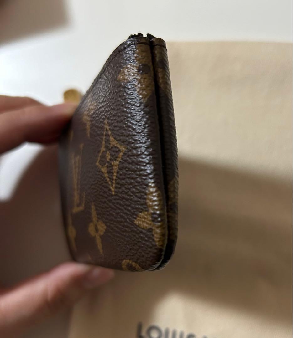 LOUIS VUITTON ポシェットクレ
