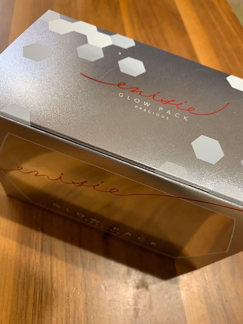 enisie GLOW PACK Precious （フェイシャルパック）8回分