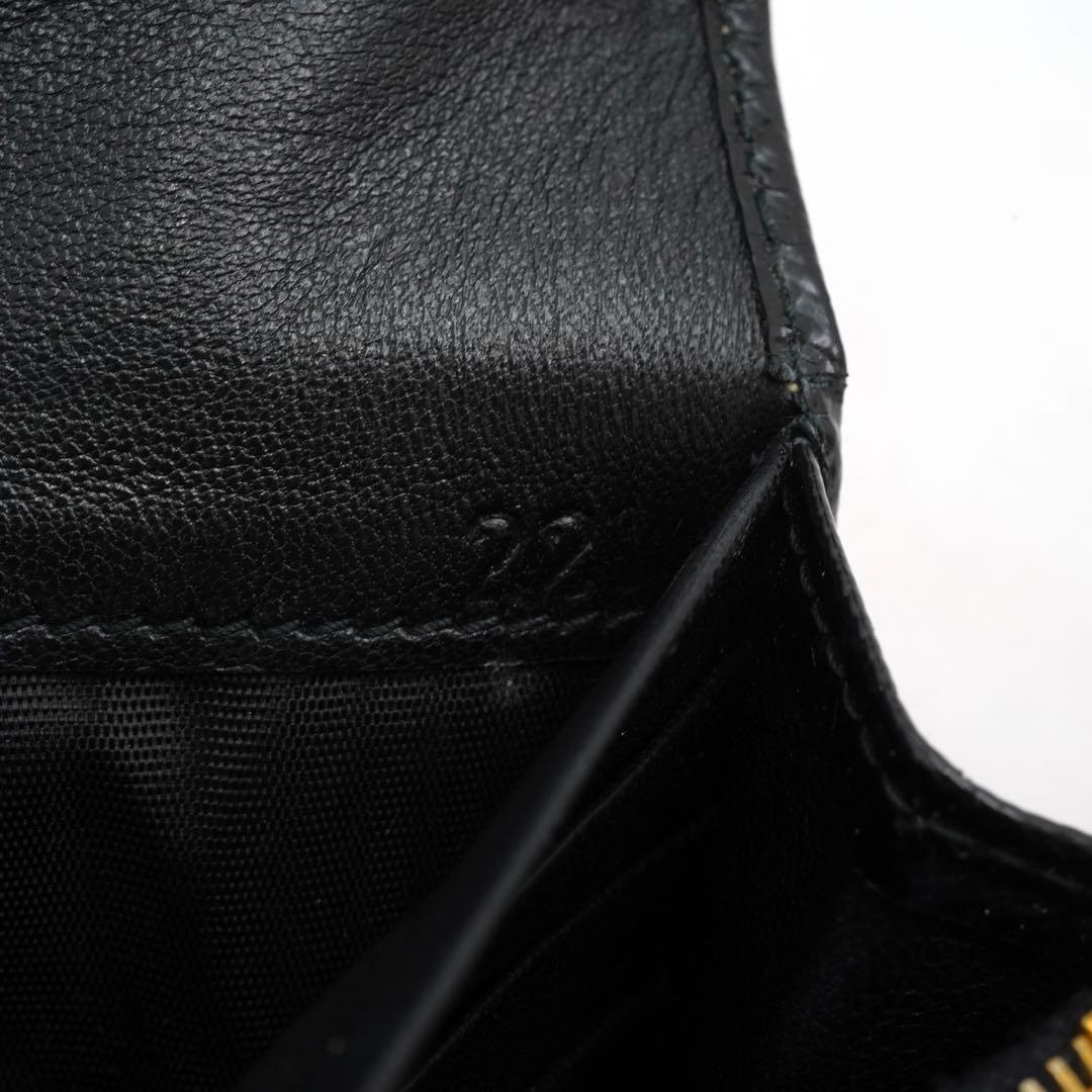 ✨新品未使用✨　PRADA 長財布　三角プレート　エナメル　サフィアーノ