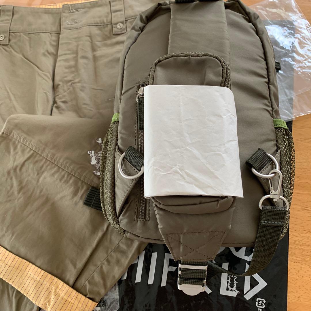 わちふぃーるど　ダヤン　ワンショルダーのバッグと刺繍ダヤン付ショートパンツ