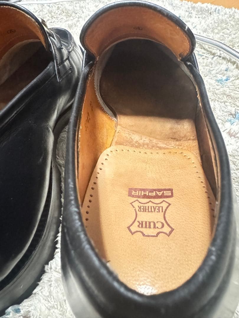 スコッチグレイン　黒レザー ローファー シューツリー付き