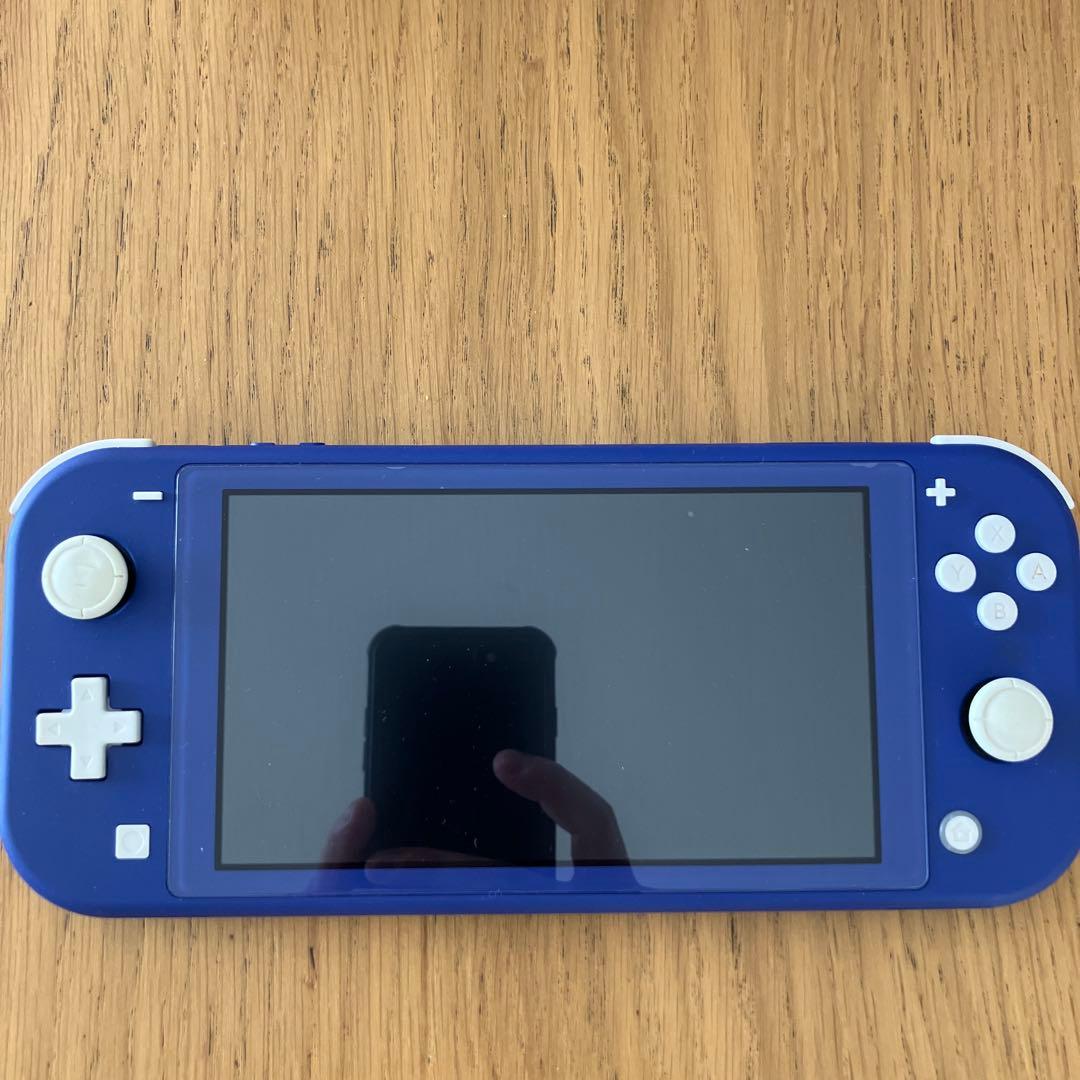 任天堂Switch ライト　本体　美品