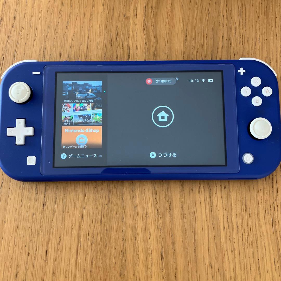 任天堂Switch ライト　本体　美品