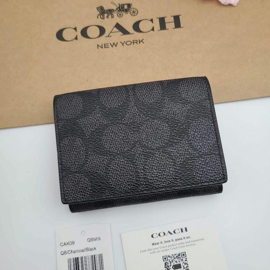 新商品　COACH　コーチ　折り財布　三つ折り財布　シグネチャー　正規品