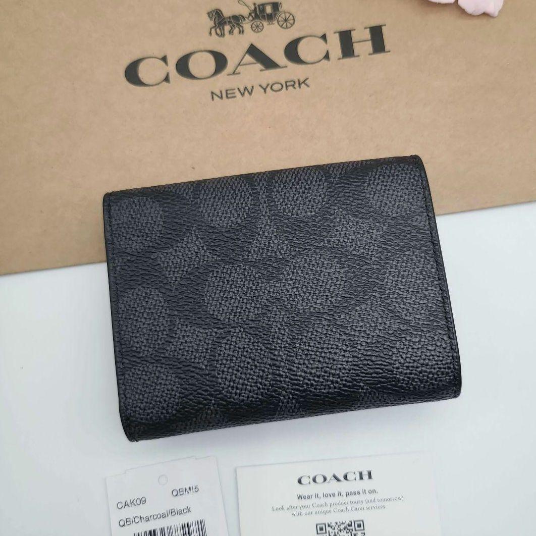 新商品　COACH　コーチ　折り財布　三つ折り財布　シグネチャー　正規品