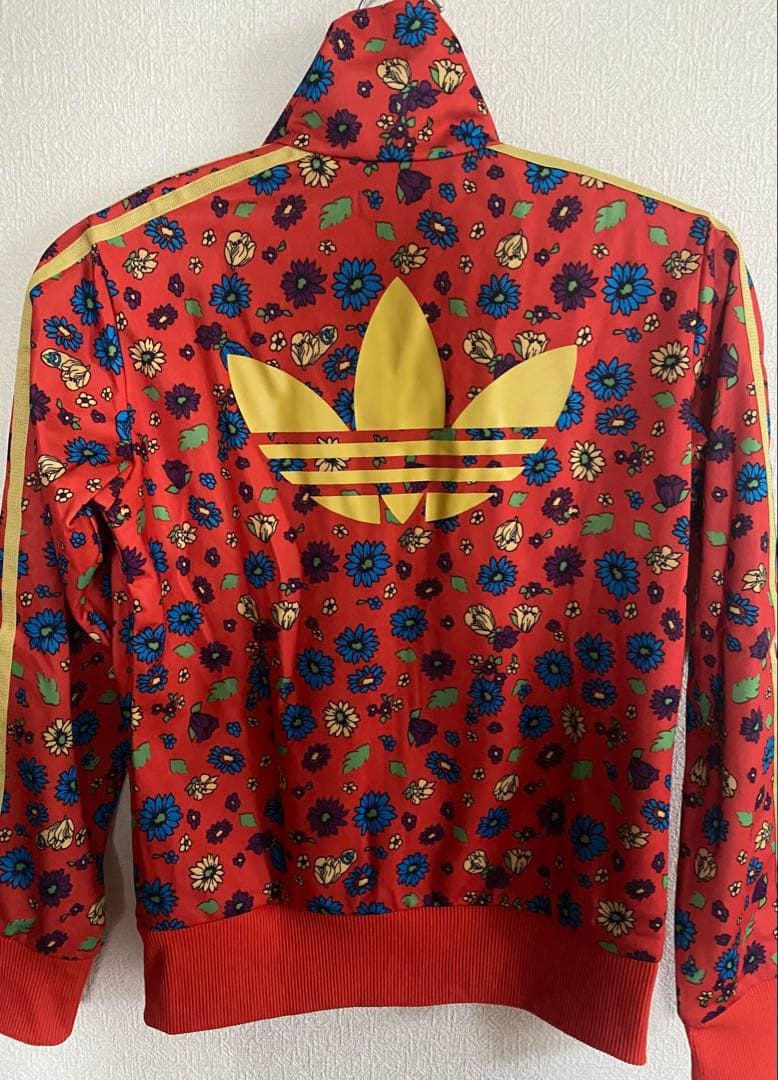 かくかくしかじかadidas ロデオクラウンズコラボ 花柄ジャージS 上下セット