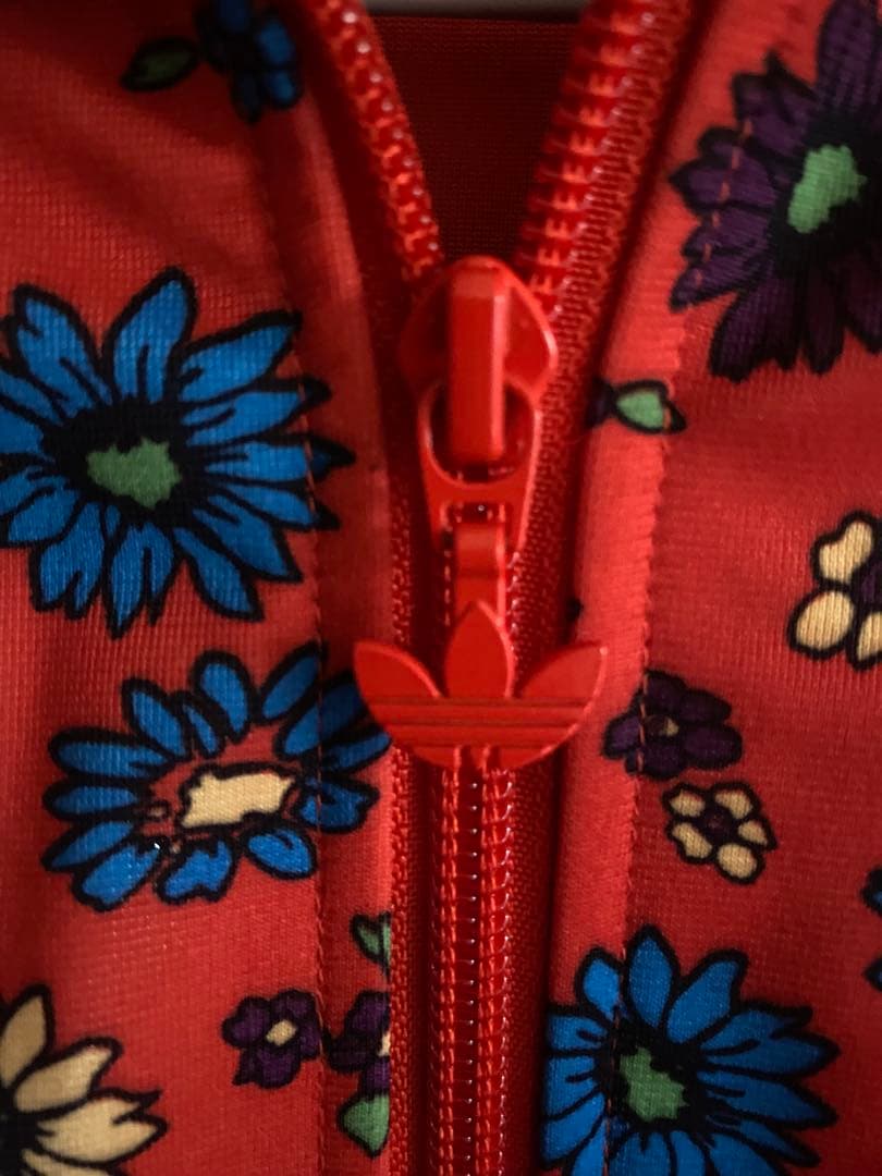 かくかくしかじかadidas ロデオクラウンズコラボ 花柄ジャージS 上下セット