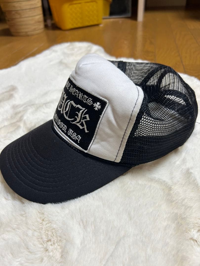 Chrome Hearts メッセージ刺繍 トラッカーキャップ