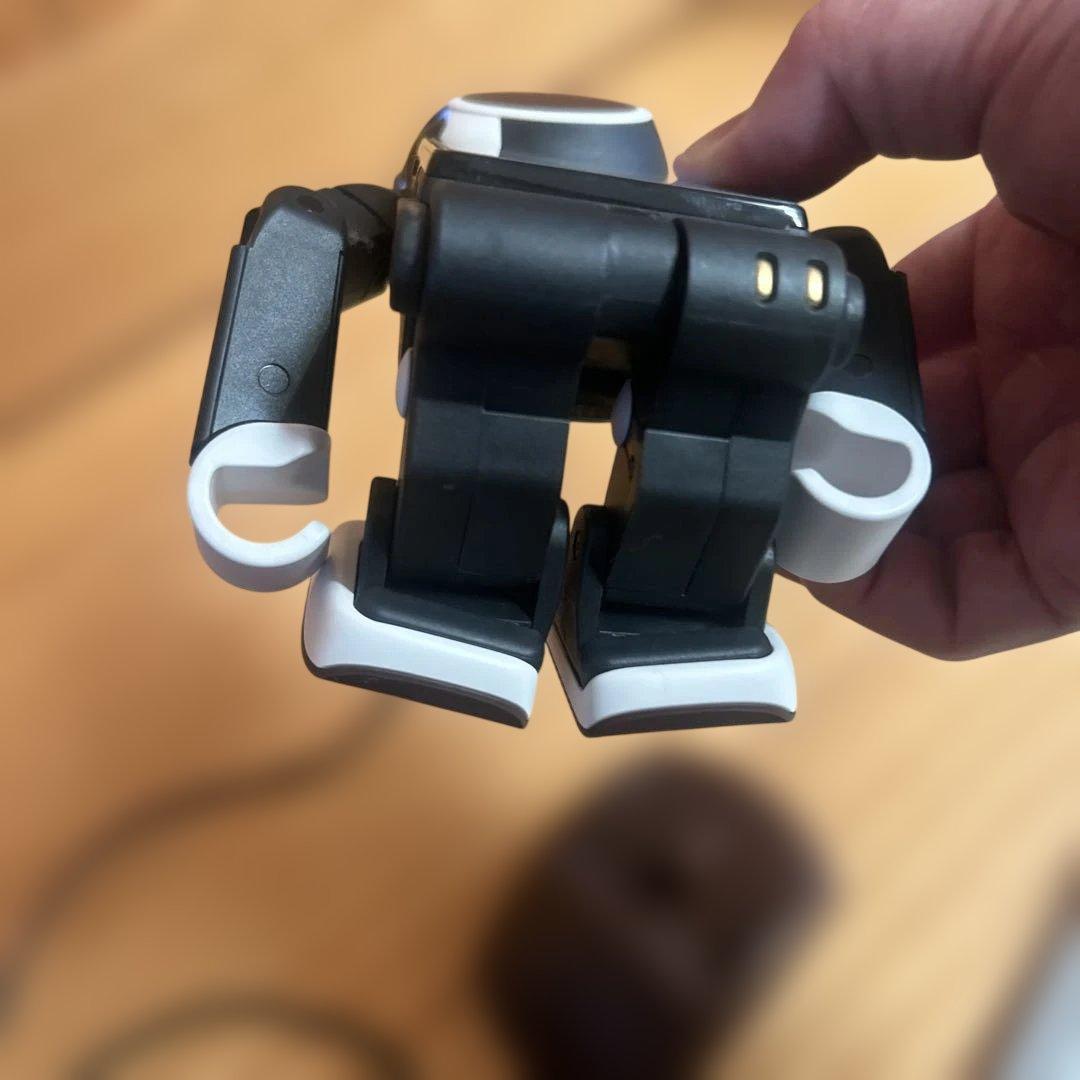 ロボホン sr-03m-t 台座付き