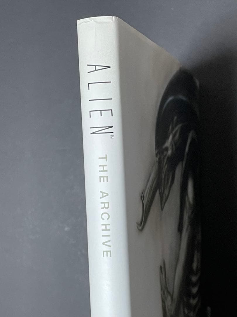 エイリアン　アーカイブ　Alien: The Archive　H.R.ギーガー