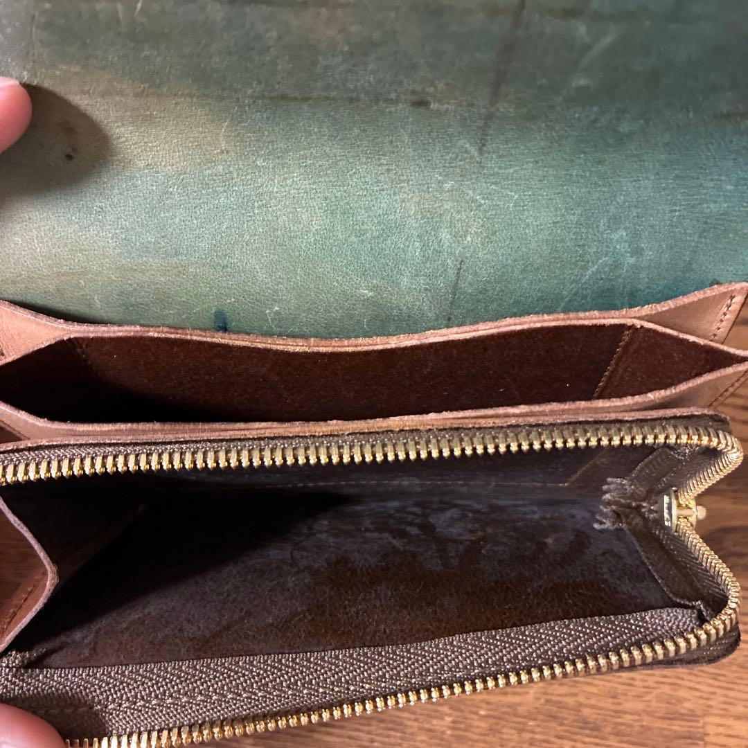 forme hand wallet コードバン ネイビー