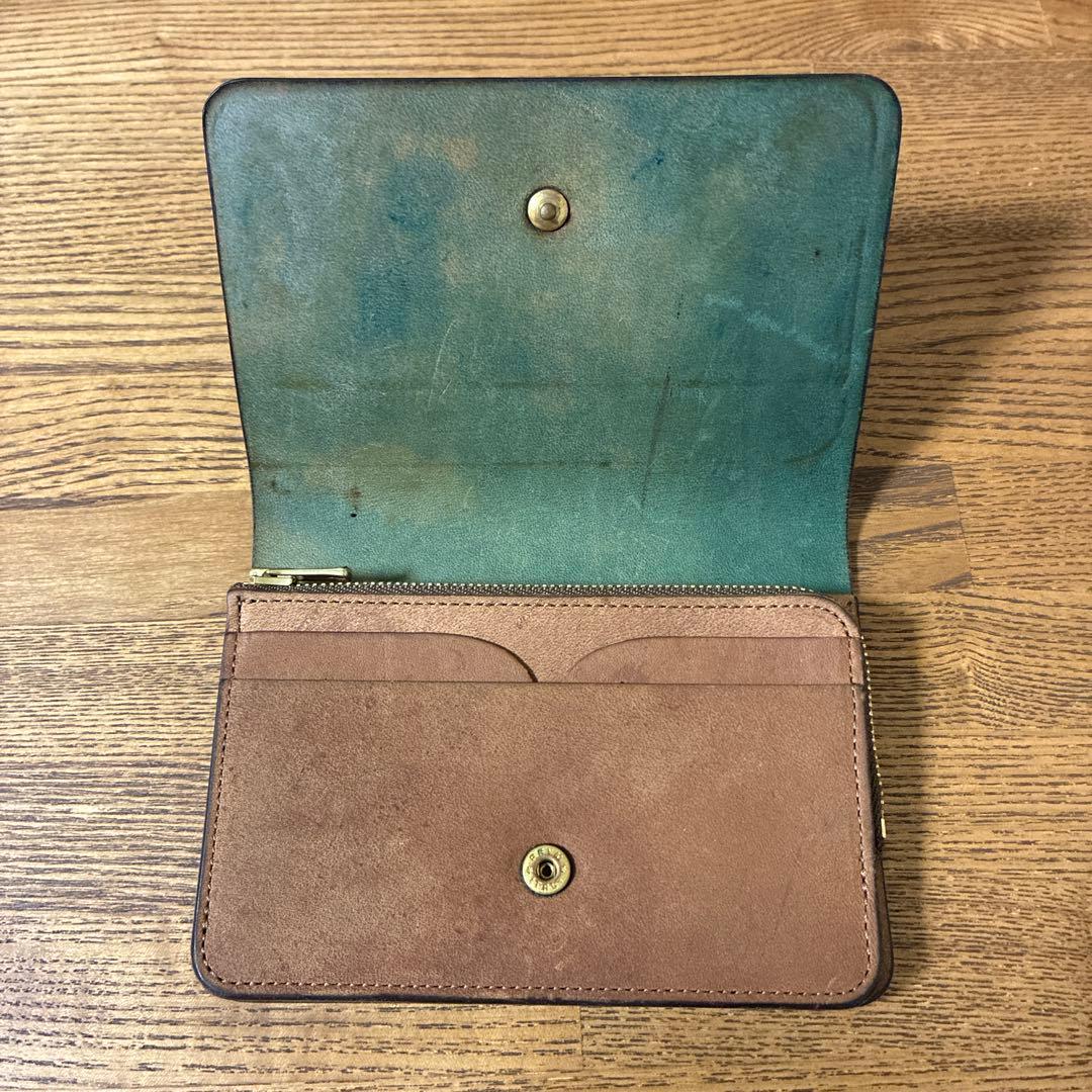 forme hand wallet コードバン ネイビー