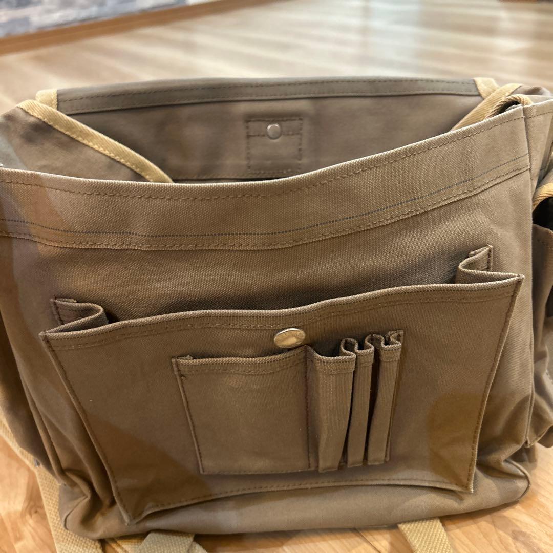 一澤帆布製ショルダーバッグ