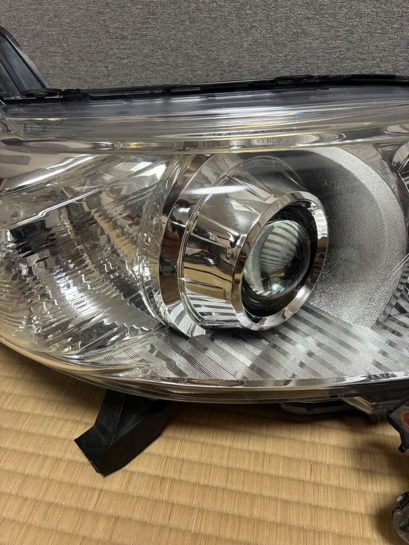 USトヨタ シエナ ヘッドライト 日本道路光軸 リミテッド XLE LE