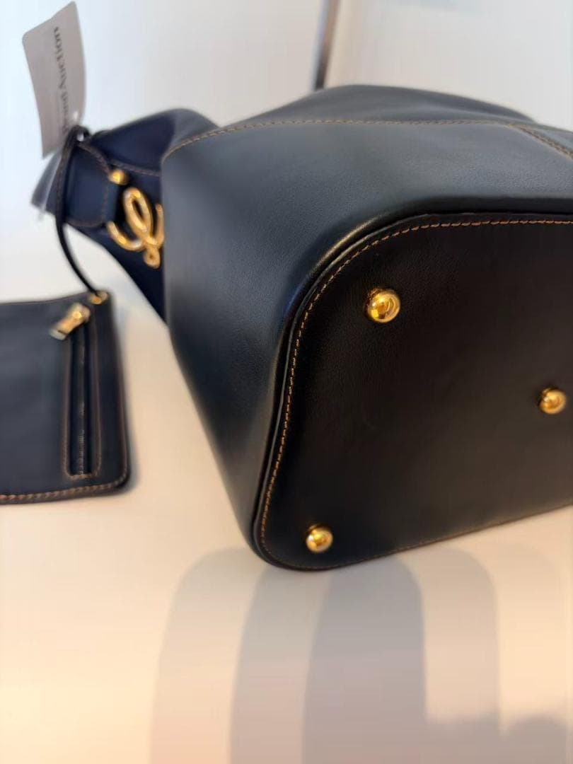 極美品Loewe ロエベ アントン レザー ブラック ショルダーバッグ