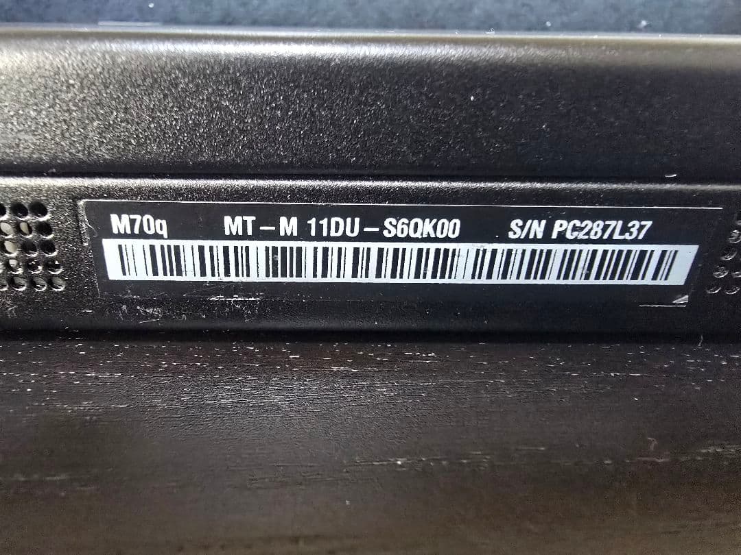 Lenovo ThinkCentre M70q Corei5 ミニPC