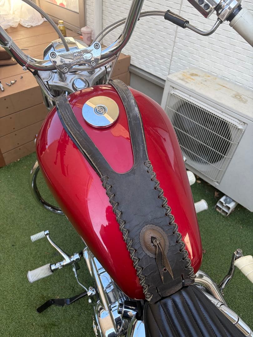 スポーツスター　ガソリンタンク　XL1200 XL883キャンディーレッド 07