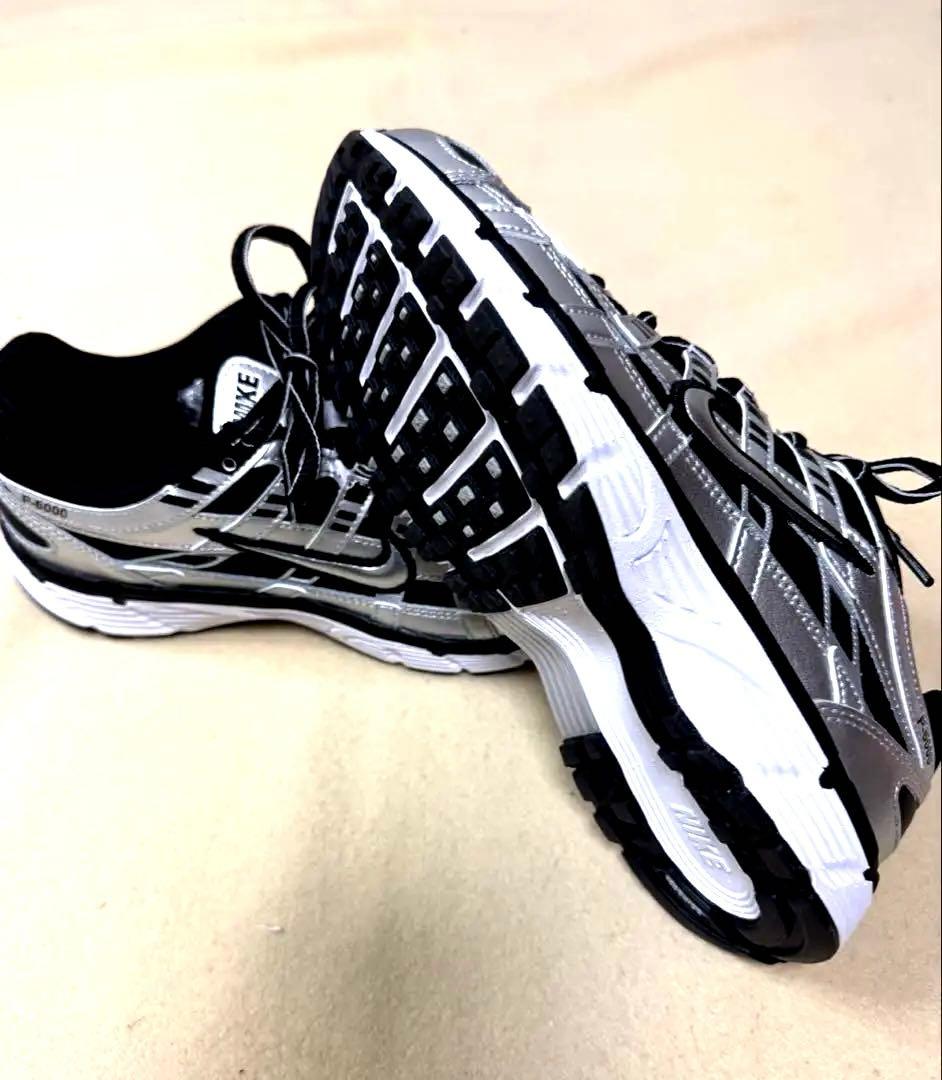 新品タグ箱付☆NIKEナイキP-6000 ブラック シルバー メタリック24.5