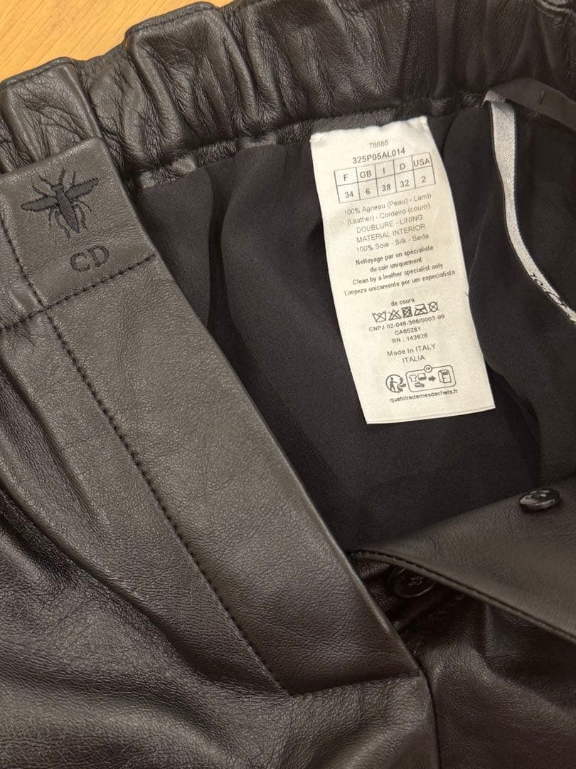 【新品未使用】DIOR ラムスキン ショートパンツ