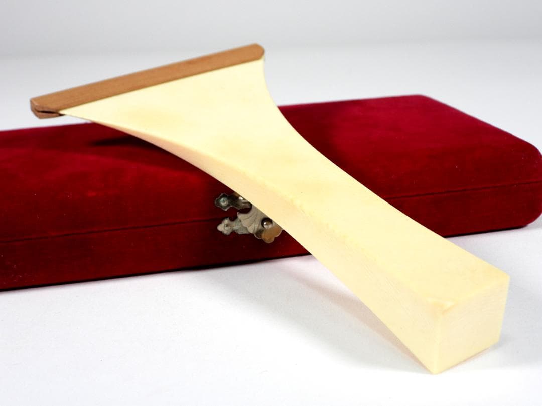 極上　三味線　撥　バチ　天然素材　和楽器　民謡　アンティーク　細密細工