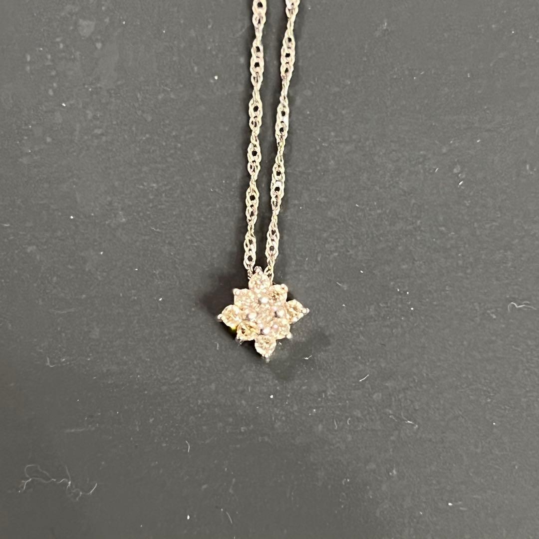 ＊美品＊K18WG 0.1ctダイヤモンドネックレス